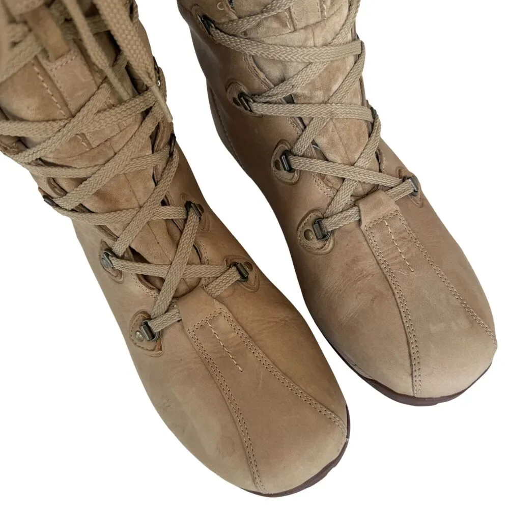 Helly Hansen Skuld 4 Winter Waterproof Leather Boots Beige Women's Size 9.5